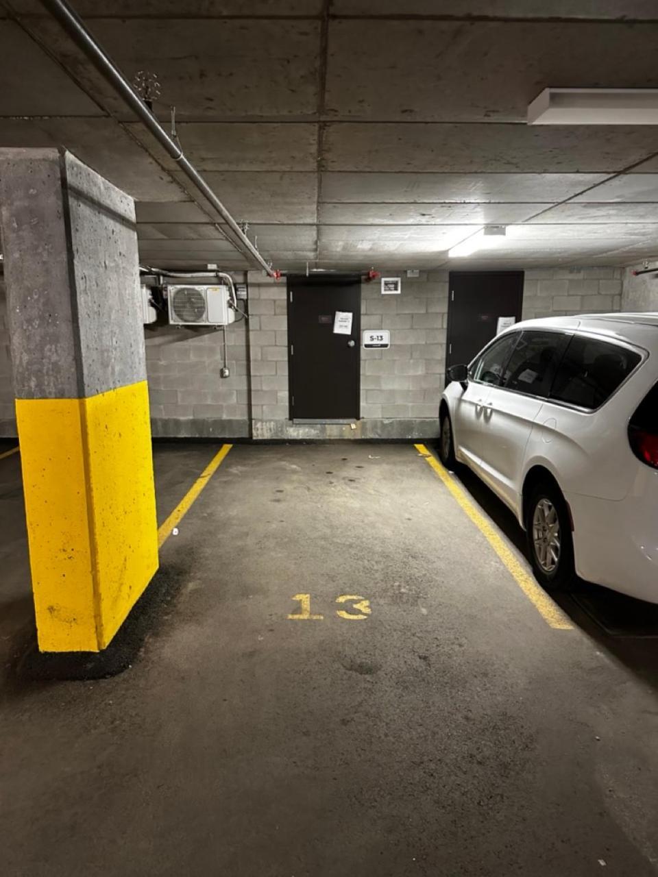 Initial / Cinema +Parking / Centre-Ville De Quebec Zewnętrze zdjęcie