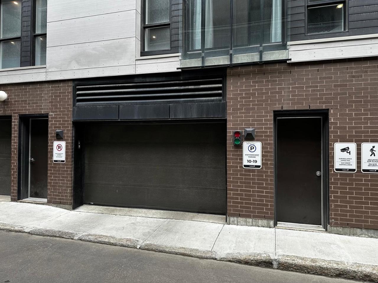 Initial / Cinema +Parking / Centre-Ville De Quebec Zewnętrze zdjęcie